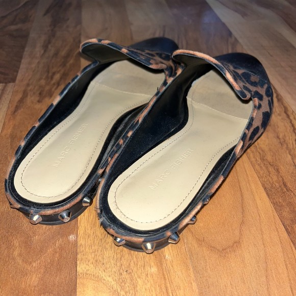Marc Fisher Leopard Rounded Toe Studded Loafers Mules Work Attire Women's 7M - Picture 4 of 8